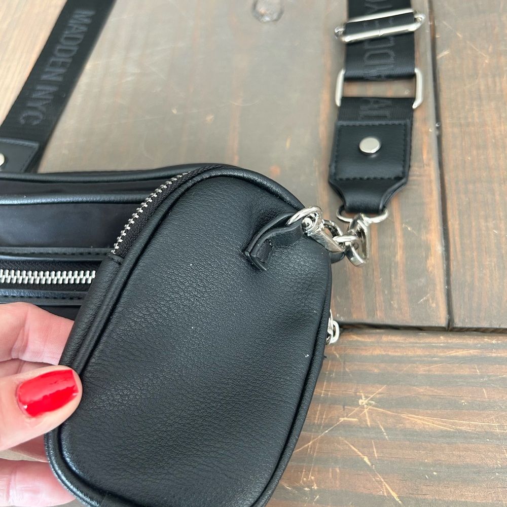 Women's Madden NYC Nylon black Belt Bag crossbody bag w/ mini pouch‎ - Picture 6 of 13
